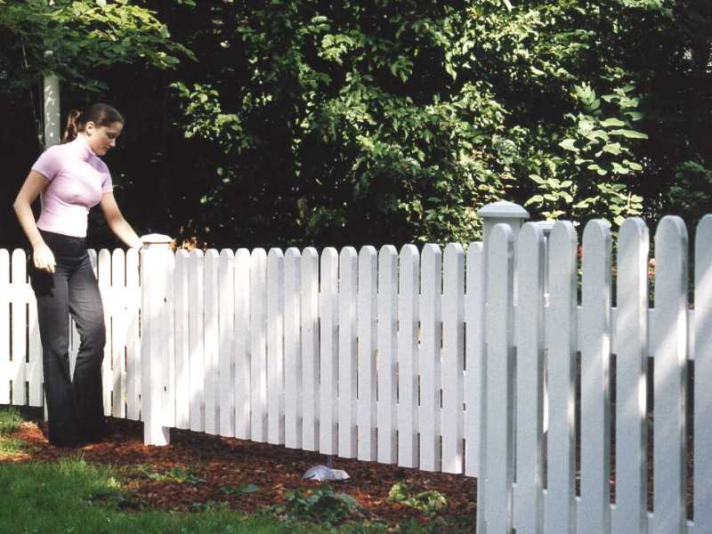 Gartenzaun Sicherheit Und Blickfang Bauunternehmen Weilburg Waldhausen Adolf Bordner Hoch Und Tiefbau